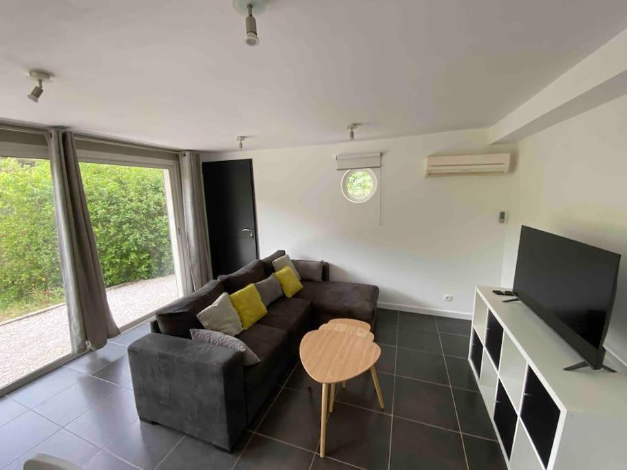 Appartement 2-4 Pers. Piscine, Entre Aix Et Cassis La Destrousse Εξωτερικό φωτογραφία